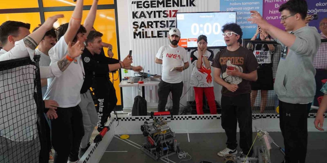 Atakum’da “VEX IQ Robot Yarışması”