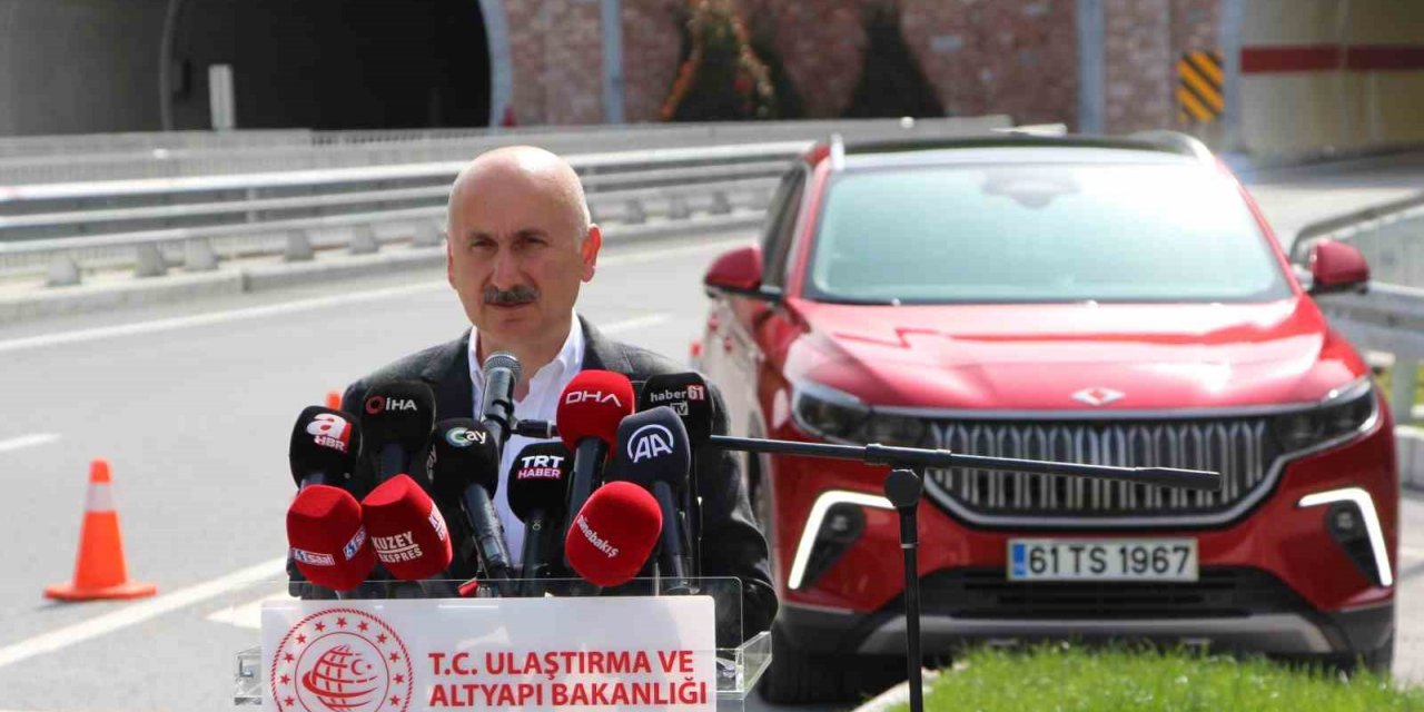 Bakan Karaismailoğlu: “Yeni Zigana Tüneli’ni 3 Mayıs’tan itibaren 100 binin üzerinde araç kullandı”