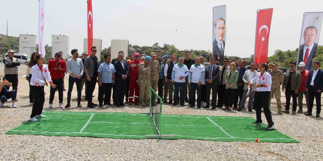 Gabar Dağı ’roket’ sesi yerine ’raket’ sesiyle yankılandı