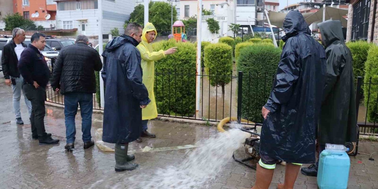 Başkan Özcan, sel felaketi sonrası seferberlik ilan etti