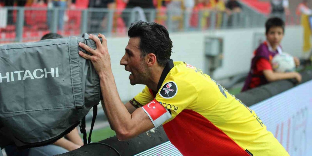 İsmail Köybaşı, en golcü sezonunu yaşadı