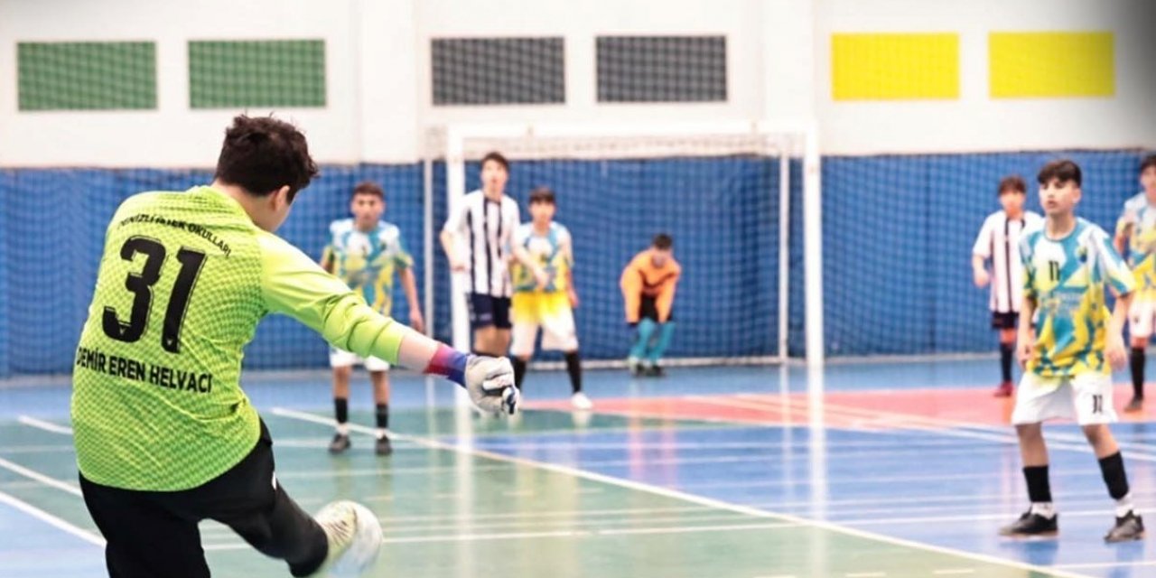 Futsalın yıldızları final bileti için sahaya çıkıyor