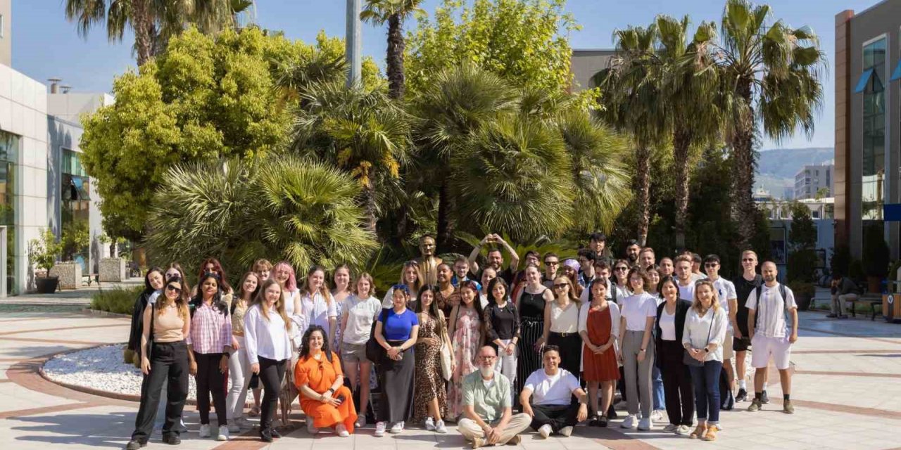 İzmir’de uluslararası öğrenci buluşması