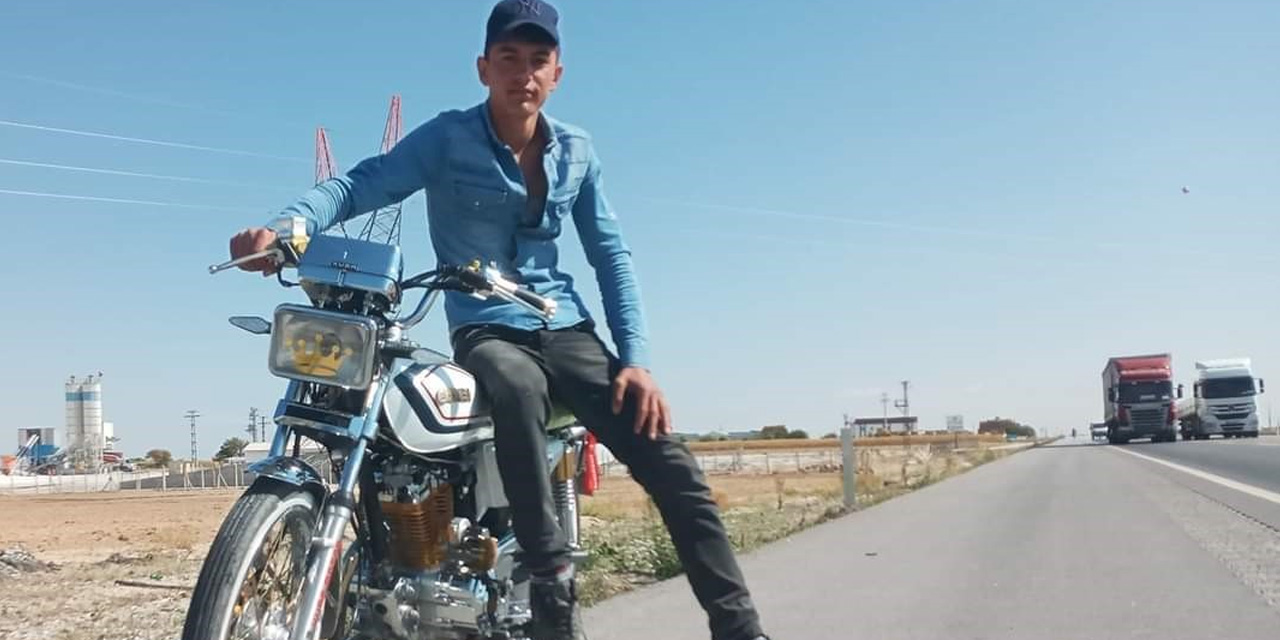 Aksaray - Konya yolunda minibüse çarpan motosiklette Sezgin Kara hayatını kaybetti