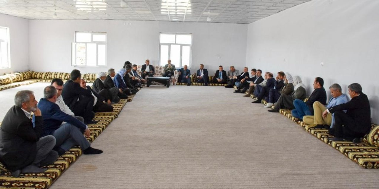 Diyarbakır’da AK Partililer 28 Mayıs’ta Cumhurbaşkanı Erdoğan için destek istedi