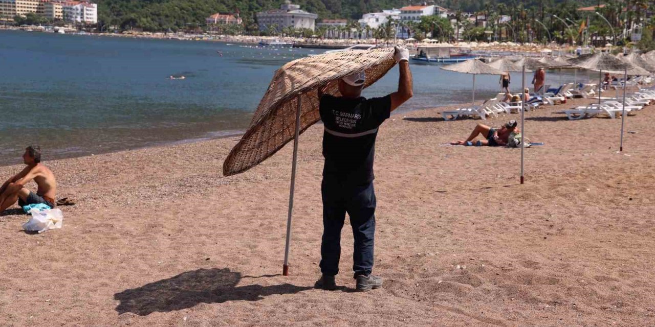 Marmaris plajları sezona hazırlanıyor