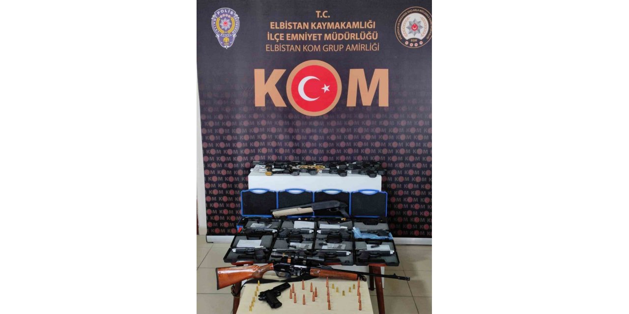 Ruhsatsız silahlar ele geçirildi, 2 şüpheli gözaltına alındı