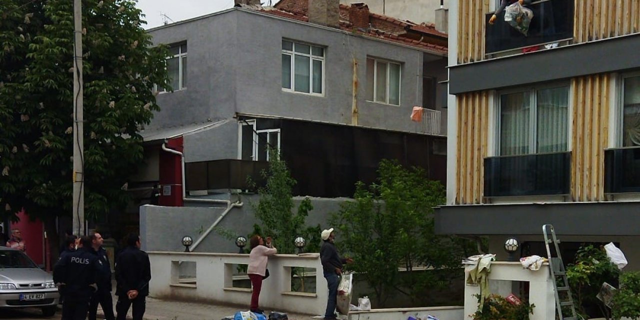 5 milyon liralık evden 50 ton çöp çıktı