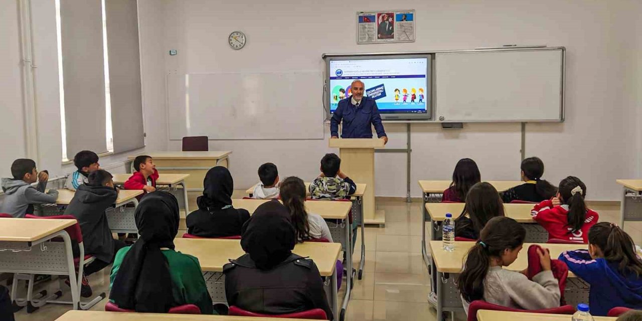 Karaman’da çocuk üniversitesi, depremden etkilenen çocuklar için etkinlik düzenledi