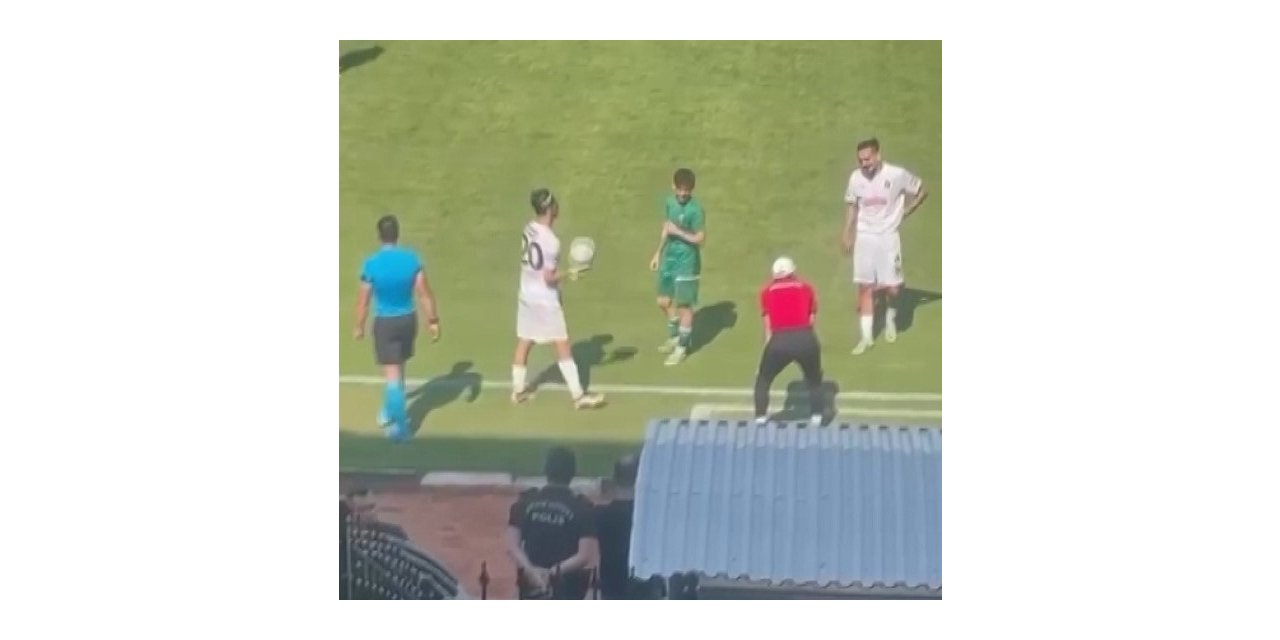 Batman Petrolspor taraftarları, Nazilli-Bursa maçında yaşanan olaya tepki gösterdi