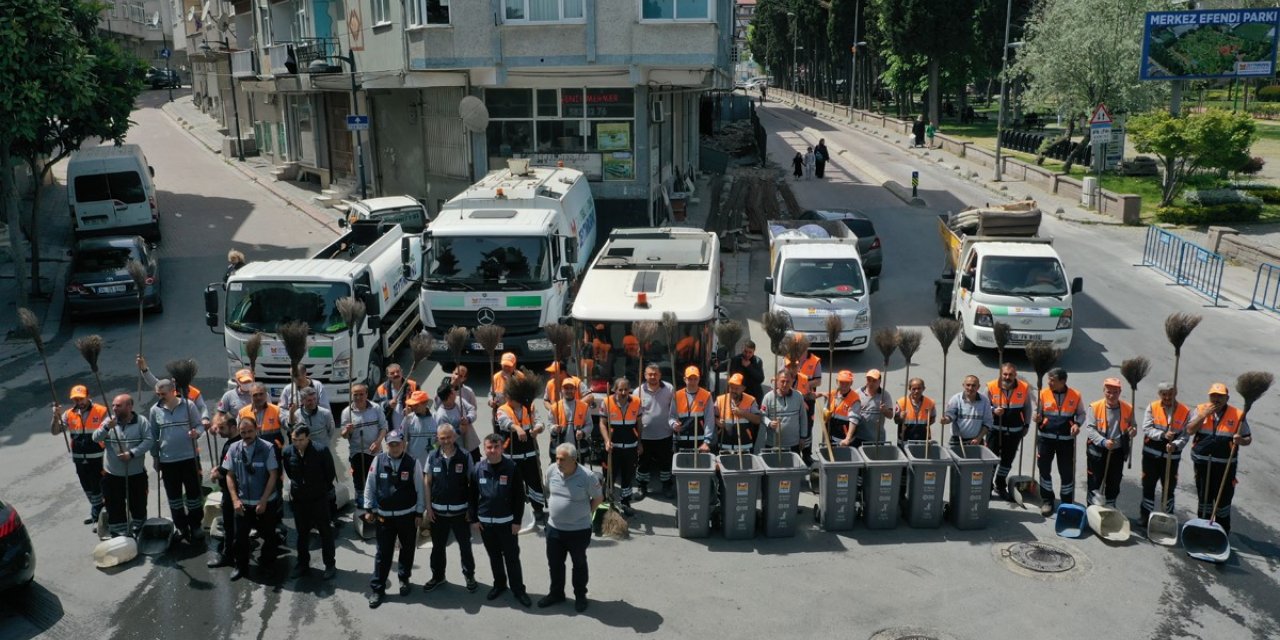 Zeytinburnu’nda bahar temizliği devam ediyor