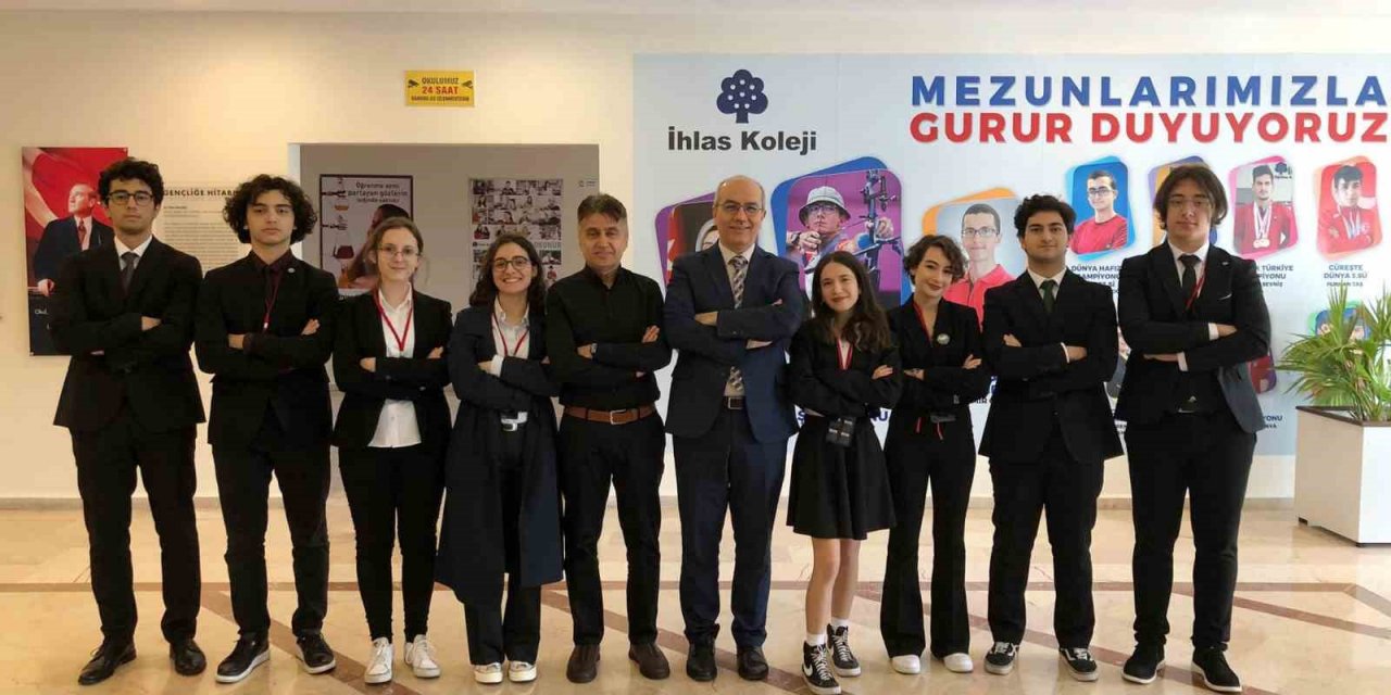 İhlas Koleji’ne SOBİLMUN’dan ödül