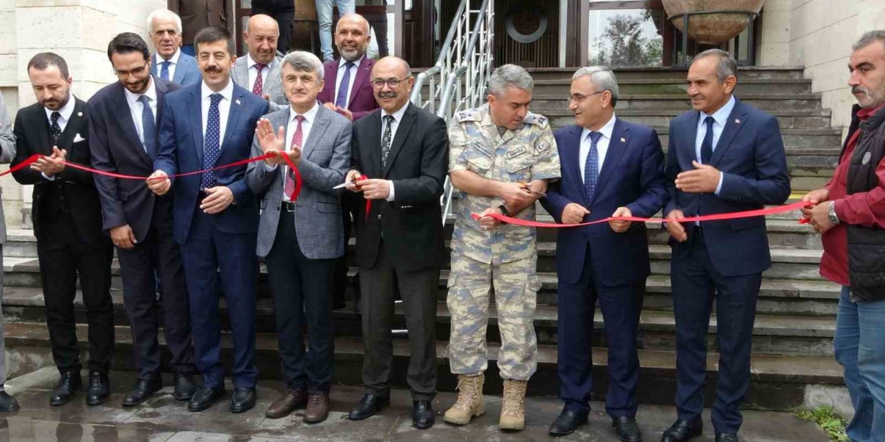 Açık alanda yeni eserlerin de eklendiği DPÜ Müzesi düzenlenen törenle hizmete sunuldu