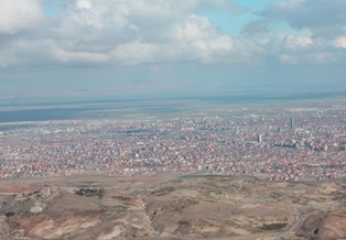 Boyacı tarlasından Parsana'ya