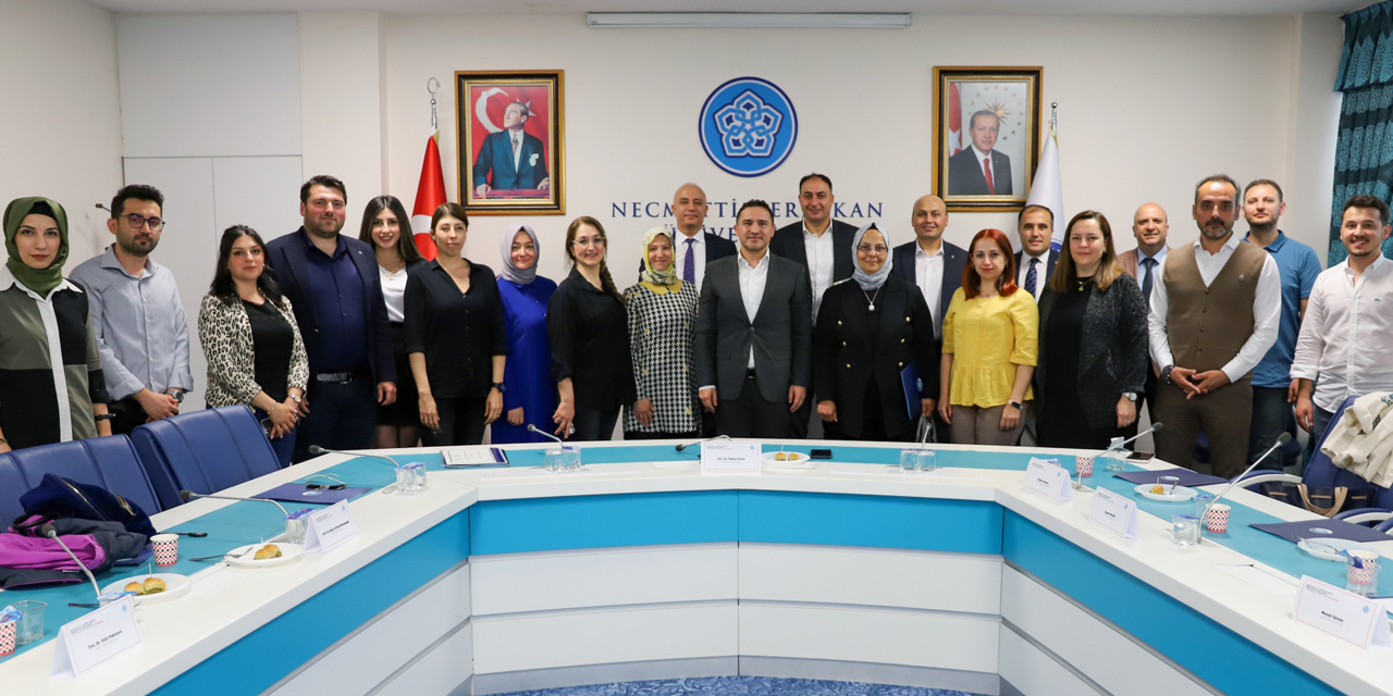 Konya NEÜ’de genç aşçılar sektöre kazandırılıyor