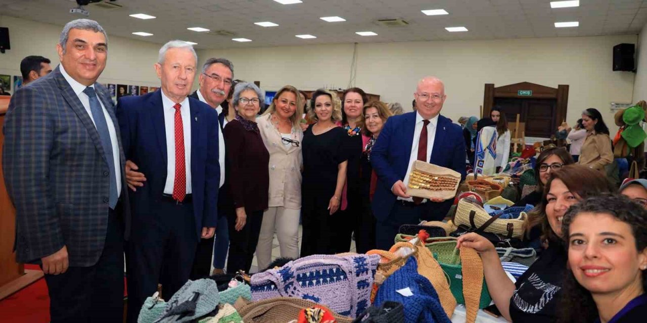 Kursiyerlerin yılsonu sergisi