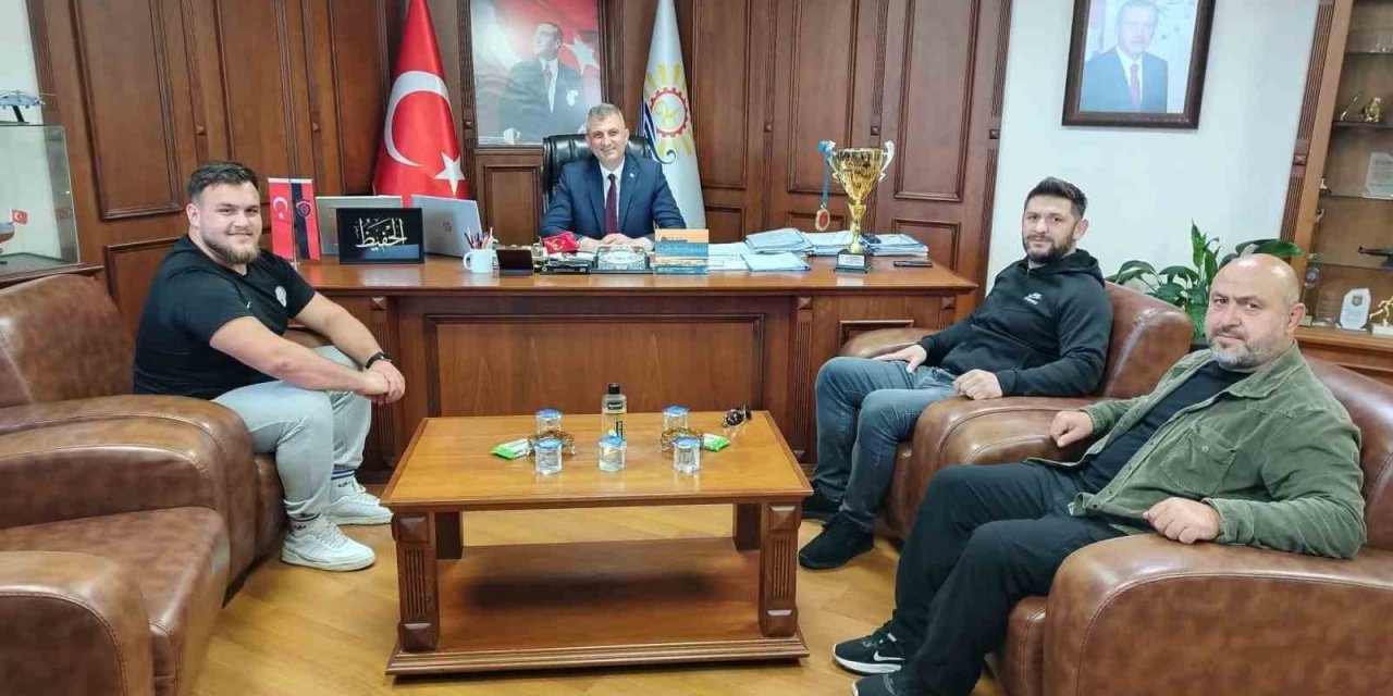 Gölcük’ün gururu oldu