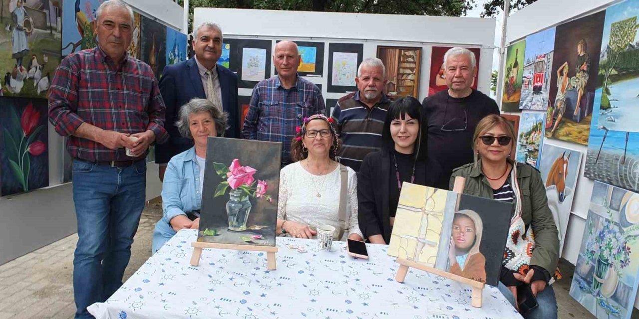 Burhaniye’de kursiyerlerin resimleri Ören’de sergilendi
