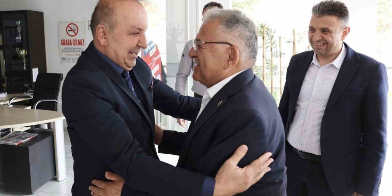 Başkan Büyükkılıç’tan Pınarbaşı Belediyesi’ne ziyaret