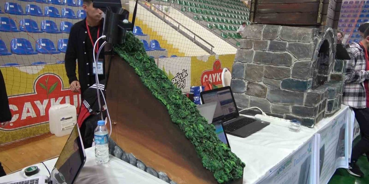 Rize’deki ROBOTEK Yarışmasında hazırlanan doğal afet projesi ilgi odağı oldu