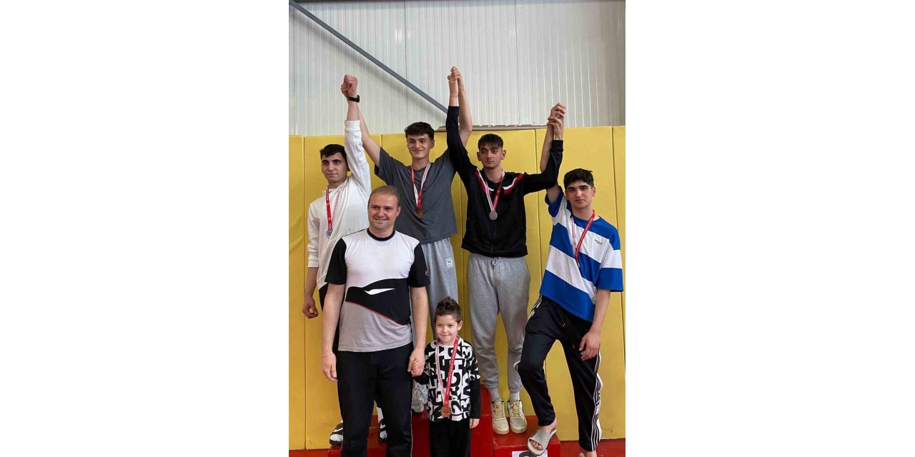 Osmangazili sporculardan tatamide çifte başarı