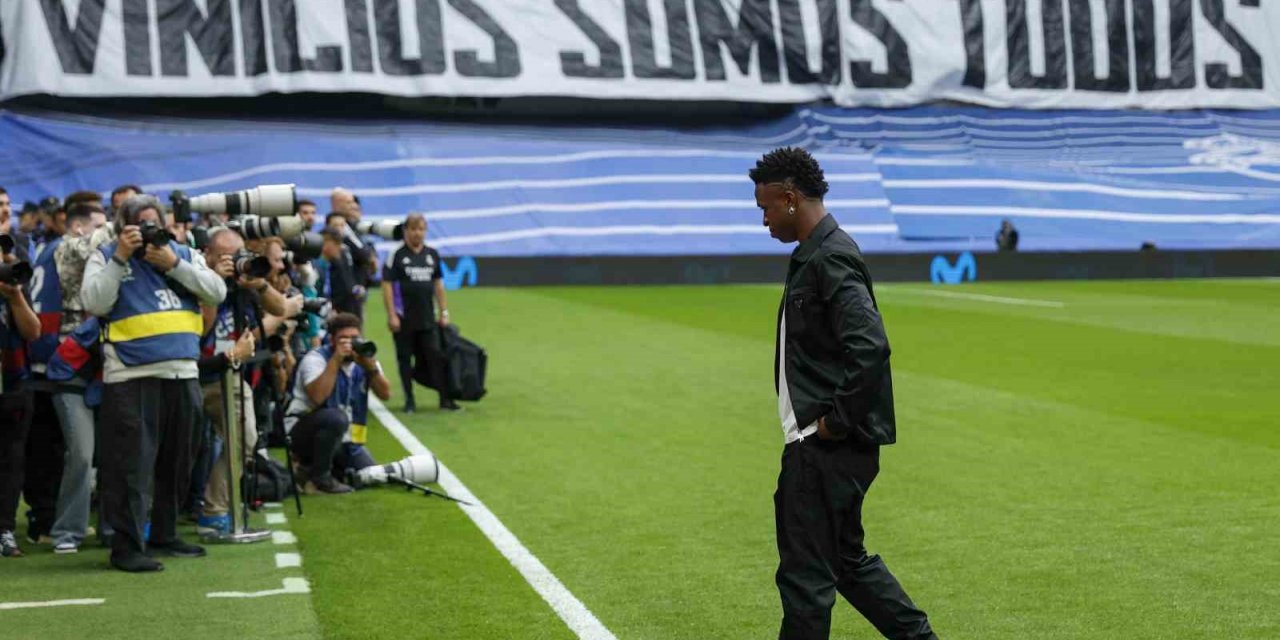 Real Madrid’in farklı branşlardan Vinicius Jr.’a destek