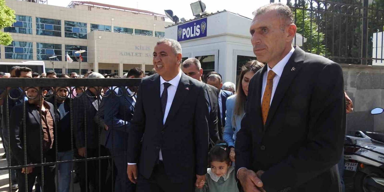 MHP Kilis Milletvekili Mustafa Demir, mazbatasını aldı