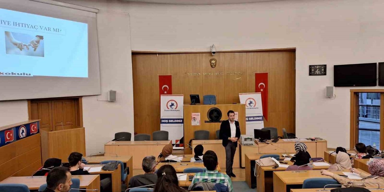 Düzce Belediyesinden Evlilik Okulu