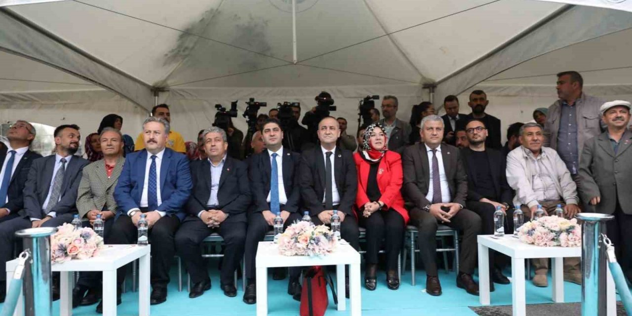 Melikgazi ‘de Alparslan Türkeş Sosyal Yaşam ve Kültür Merkezi’nin tanıtımı yapıldı