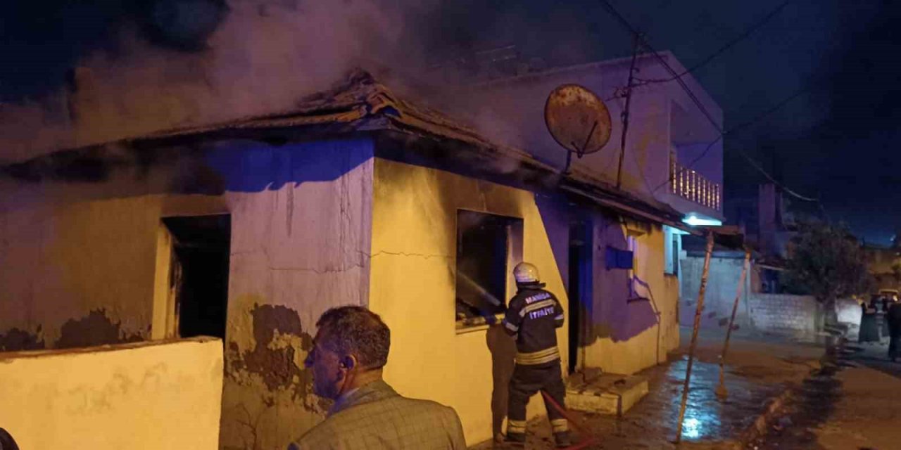 Alaşehir’de korkutan yangın