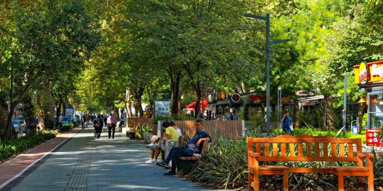 Cumhuriyet Bulvarı Yapı Dergisi’nde