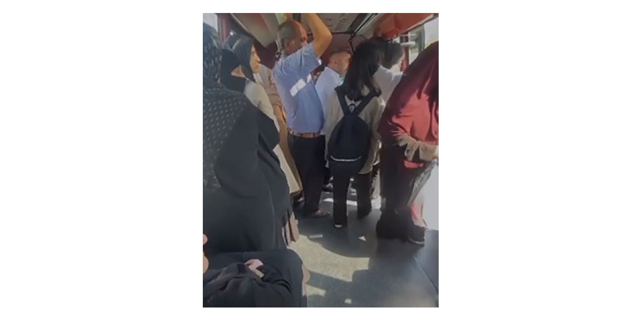 Başakşehir’de şoför ücret ödemeyen öğrencileri minibüsten indirdi