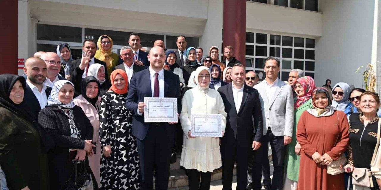 AK Parti Yalova milletvekilleri mazbatalarını aldı