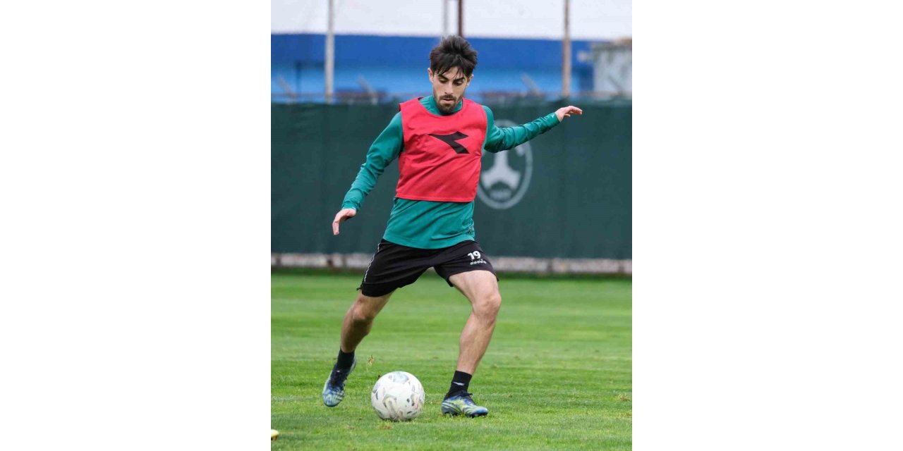 Giresunspor’da Rahmetullah Berişbek takımdan ayrıldı
