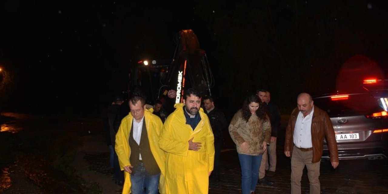 Milletvekili Şahin, taşından zarar gören yerleri inceledi