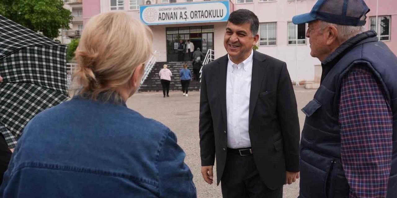 Başkan Fadıloğlu, oyunu kullandı
