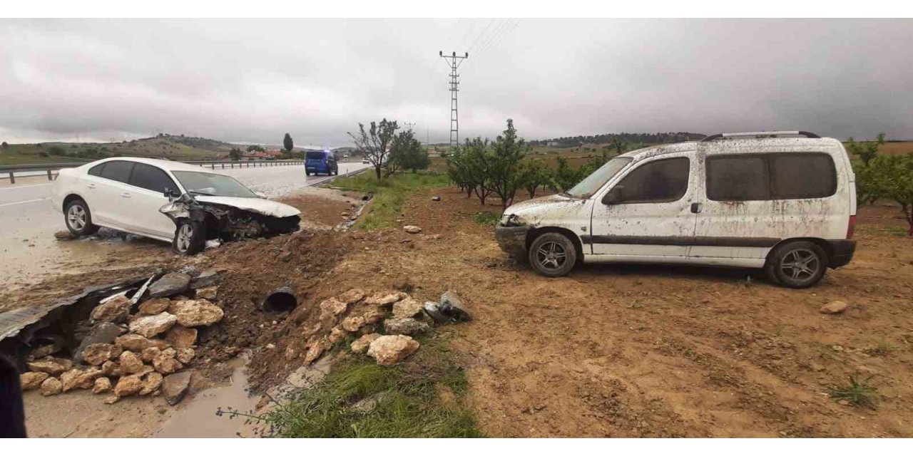 Karaman’da trafik kazası: 4 yaralı