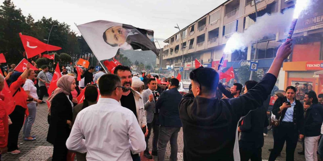 Marmaris’te Cumhurbaşkanı Erdoğan sevinci