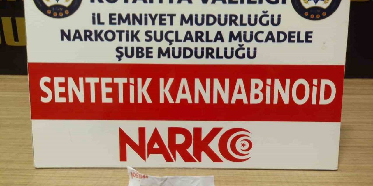 Kütahya’da bekçiler bir kişinin üzerinde uyuşturucu ele geçirdi