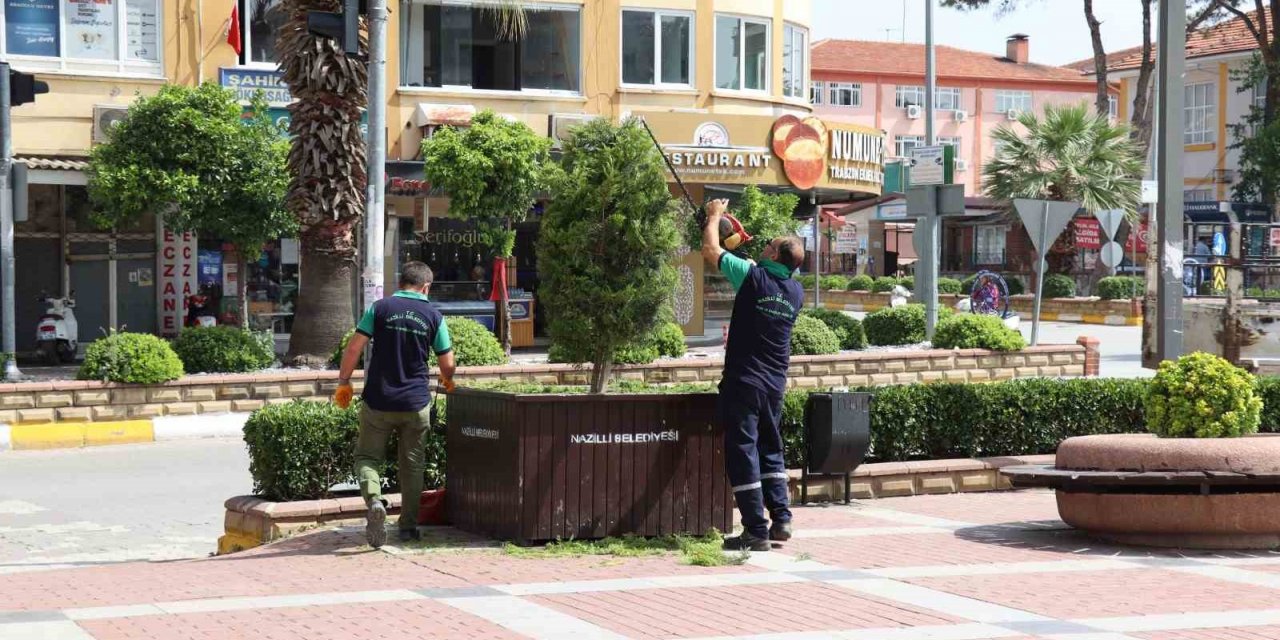 Nazilli’de temizlik ve bakım çalışmaları sürüyor