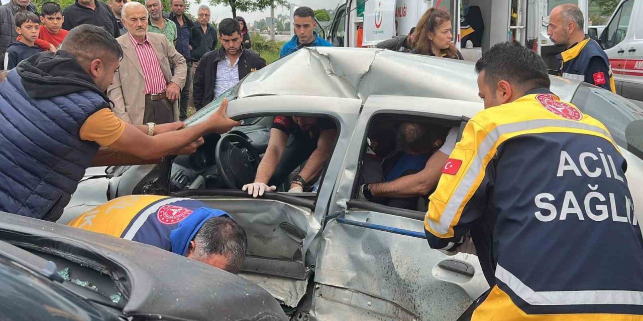 Zonguldak’ta kaza: Sürücü öldü, kızı yaralandı