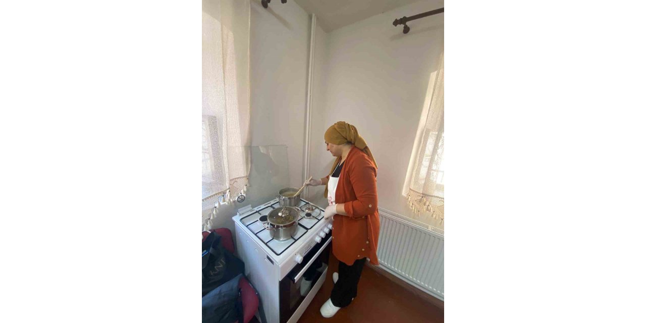 Edremitli roman kadınlar SODAM’da meslek öğreniyor