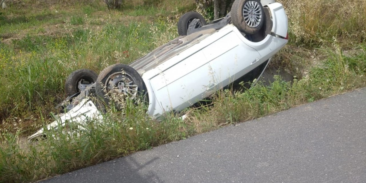 Buharkent’te otomobil takla attı: 1 yaralı