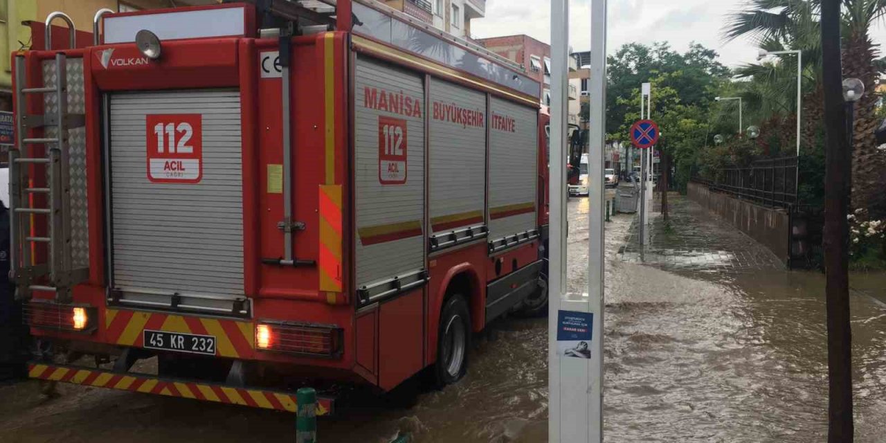 Turgutlu yağmura teslim