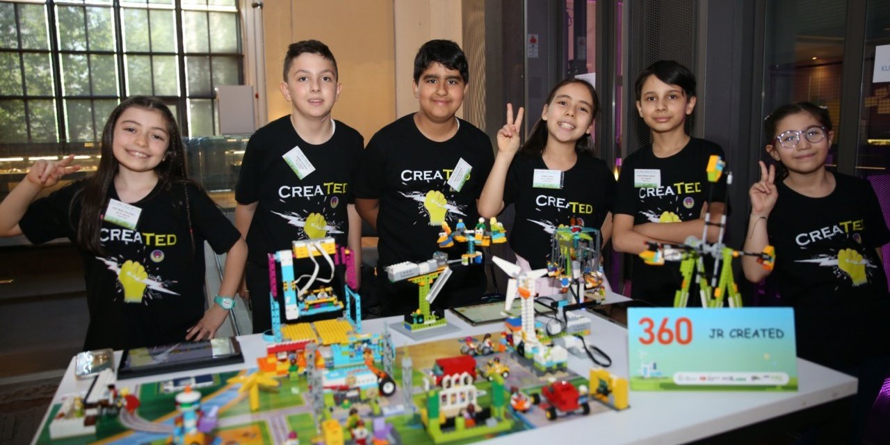 Minik bilim kahramanları yenilikçi projelerini AGÜ’de sergiledi