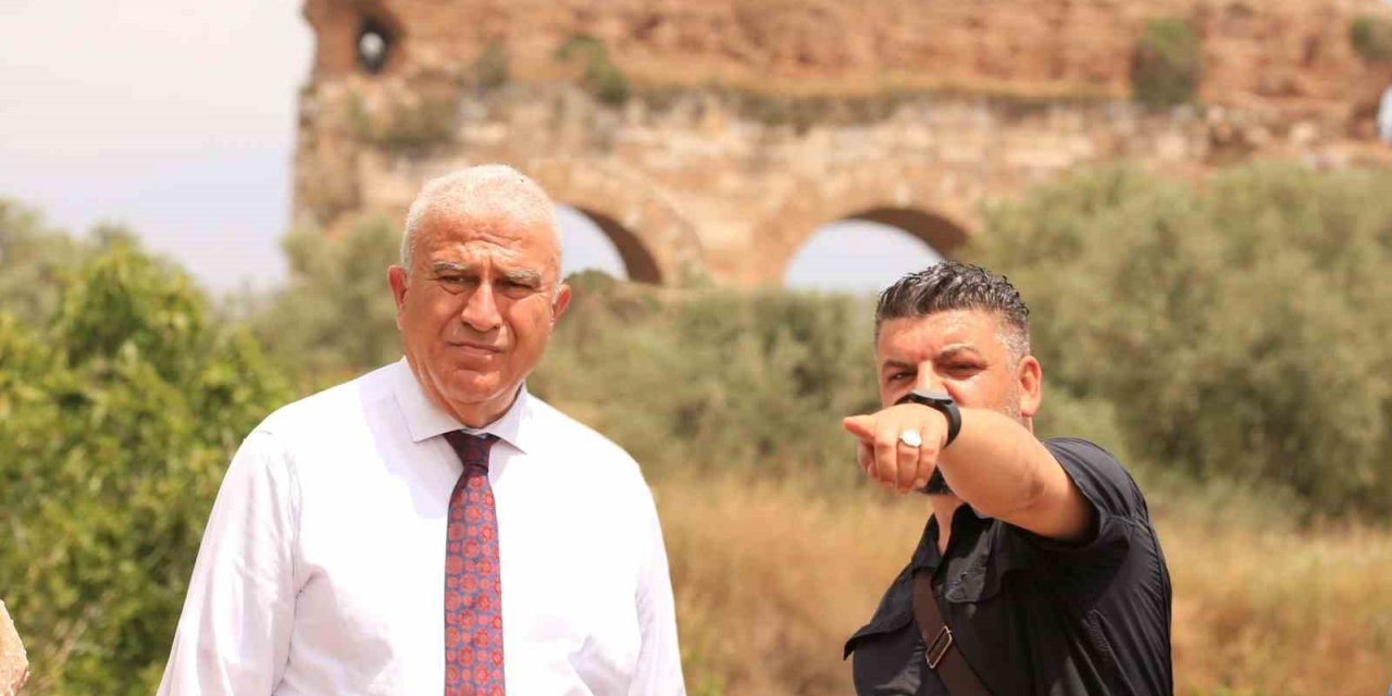 Başkan Atay, Tralleis’teki çalışmaları yerinde inceledi