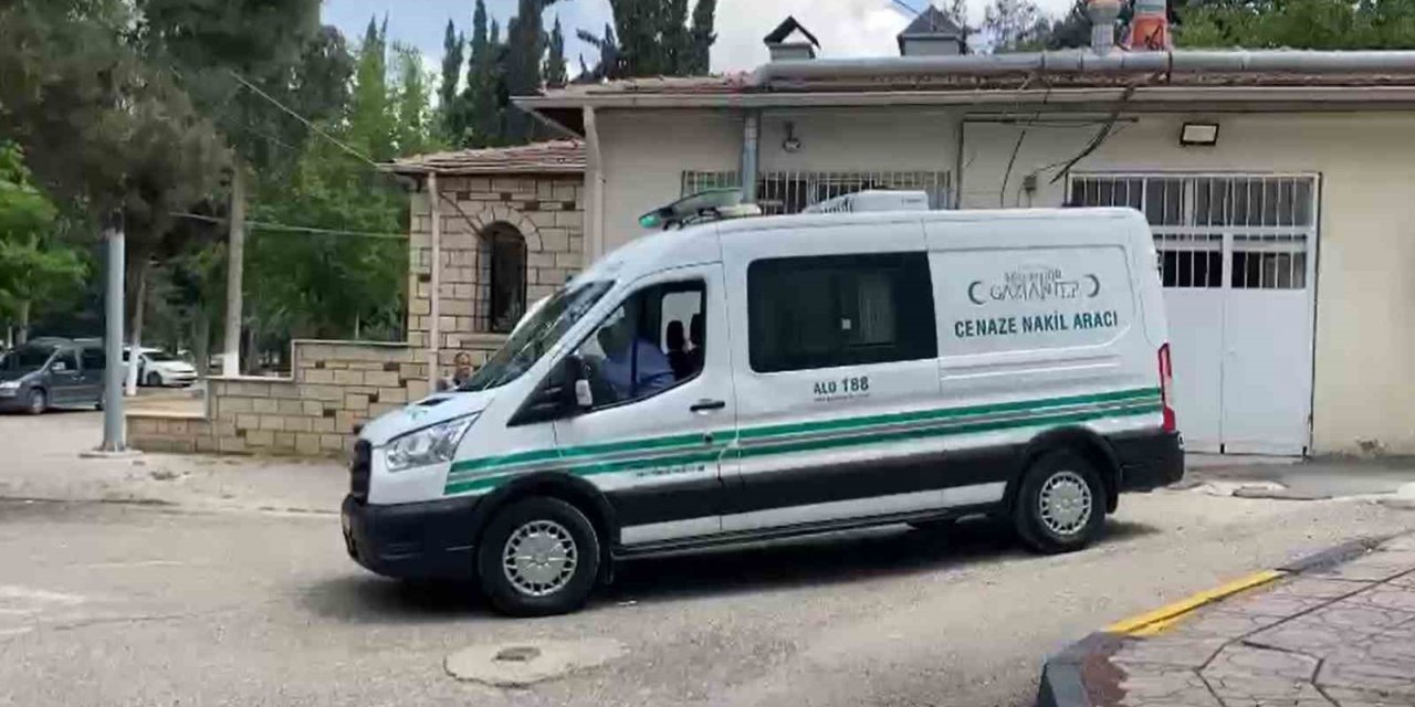 Gaziantep’te yol kesme kavgası: 1 ölü, 3 yaralı