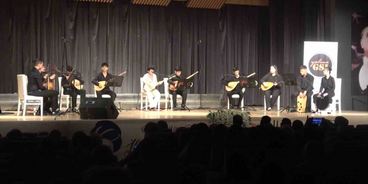 Yalova Güzel Sanatlar Lisesi öğrencilerinden müzik ziyafeti
