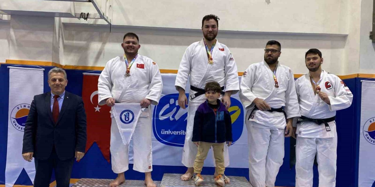 BARÜ’ye ÜNİLİG Judo Türkiye Şampiyonasından madalya