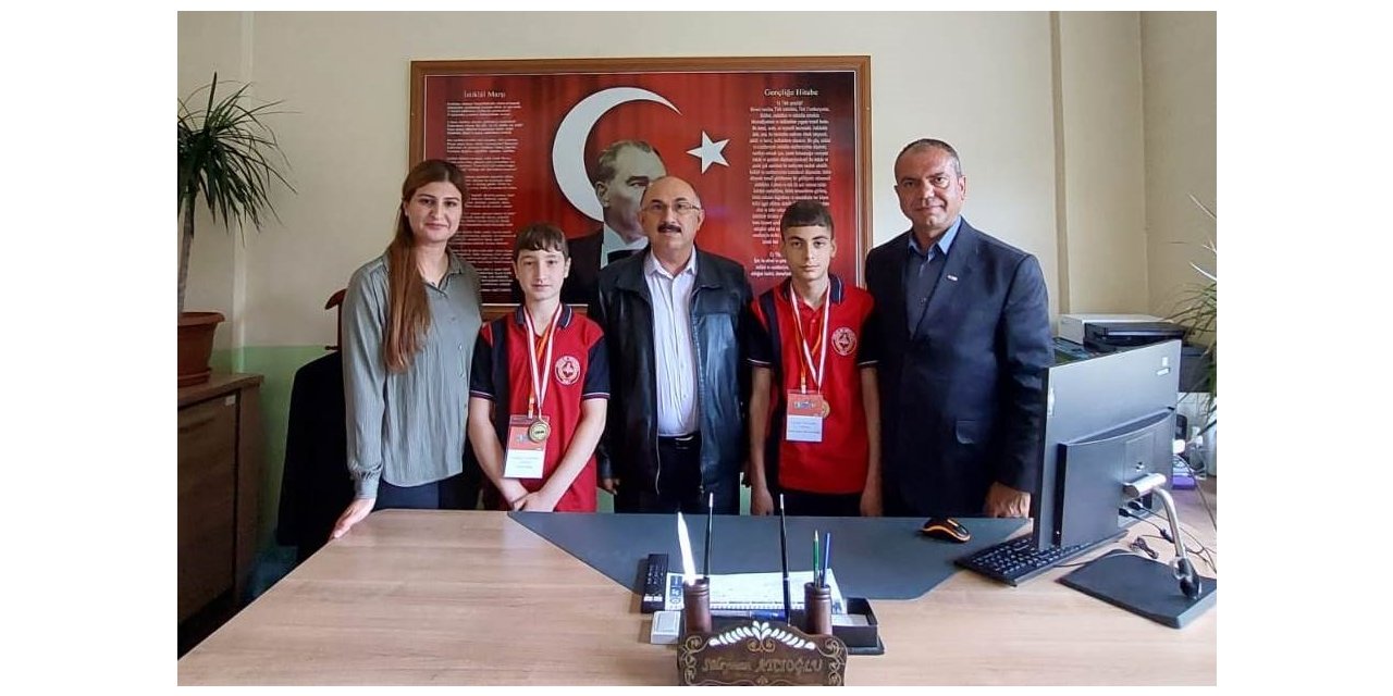 Çorumlu öğrenciler kodlama yarışmasında Türkiye 2’incisi oldu